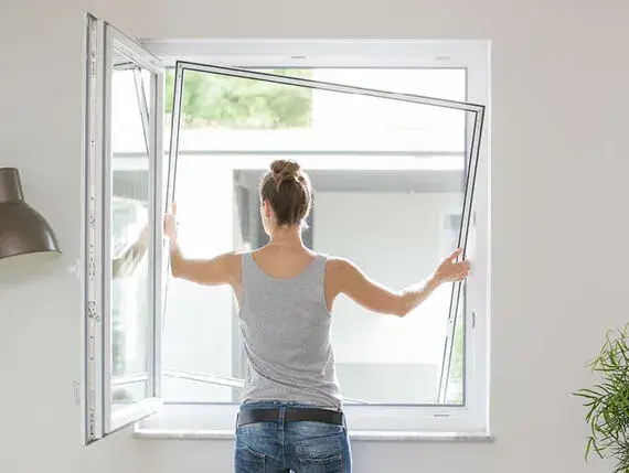 Aluminium-Spannrahmen für Fenster-Insektenschutz Passgenauer Insektenschutz-Spannrahmen aus Aluminium – effektiver Schutz gegen Fliegen und Mücken von Bielitza Raumausstattung